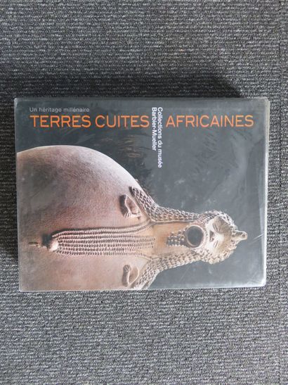 2 livres : Terres cuites africaines musée...