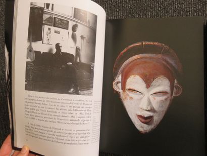 3 livres : Gabon présence des esprits musée...