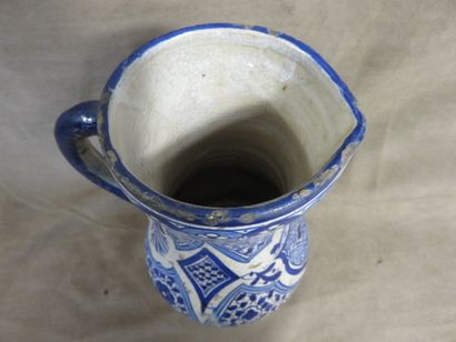 Ghorraf, pichet pour l’eau ou le lait, en...