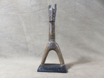 Potomo waka. Stone spear representing two...