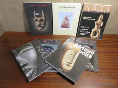 7 livres : Le musée de Dakar art et tradition...