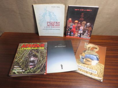 5 livres : Art from Mali Hans Witte 1993 ;...