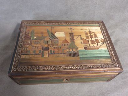 Coffret rectangulaire en bois comportant...