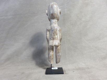 Fétiche Bateba. Ces statuettes étaient consacrées...
