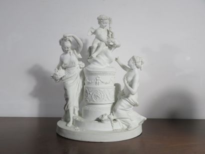 Groupe en biscuit à quatre figurines : L’Amour...