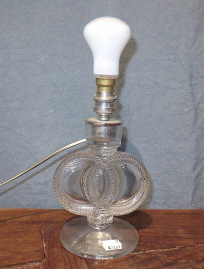 LALIQUE France

Pied de lampe en cristal...