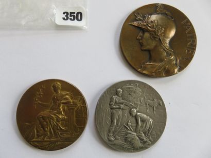 Médailles - Lot de 3 médailles par A. Rivet,...
