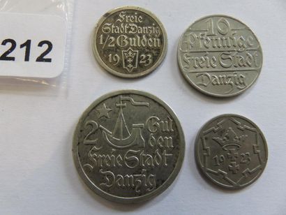 Monnaies - Dantzig - Lot de 4 monnaies, 5...