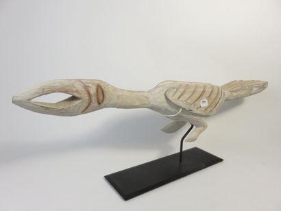 Effigie d’un oiseau. Bois léger, trace de...