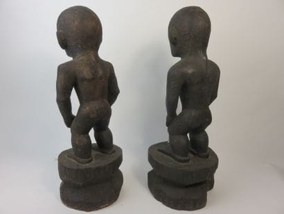 Two bulul forming a pair, represented standing...