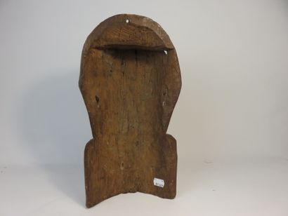 Bust mask. The face is heart-shaped. Hardwood...