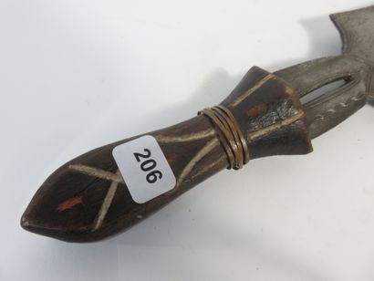Couteau, lame en métal forgé et poignée en...