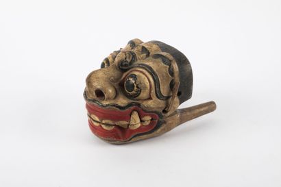 Masque de danse de cour. Wayang topeng. La...