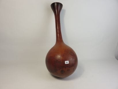 Very beautiful calabash and its wooden stopper....