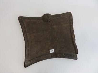 F divination tray. Rectangular in shape,...