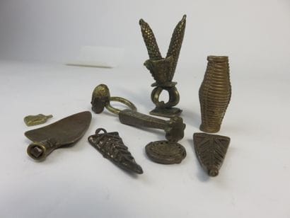 Un fort lot de neuf bronzes divers dont un...