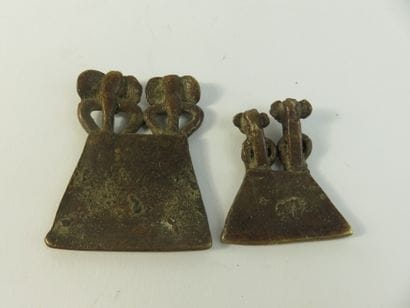 Deux pendentifs Senoufo représentant deux...