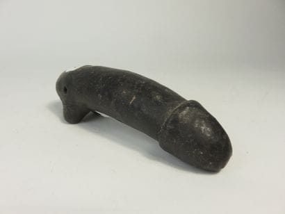 Ex voto / pendant representing a phallus....