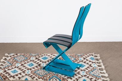 RON ARAD - School chair . Chaise, structure...