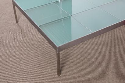 CIRCA 1980 - Table basse en aluminium brossé...