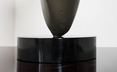 FANJOL - L’aveu. Résine sur socle en marbre,...