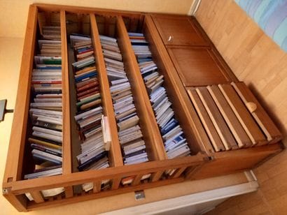 Pierre CHAPO - Meuble bibliothèque en orme...