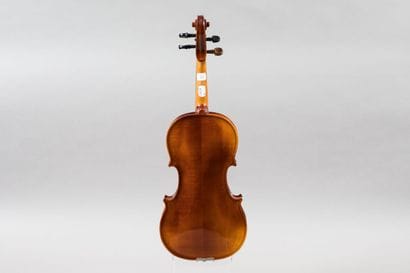 Beginner's 3/4 violin, recent Czech manufacture,...