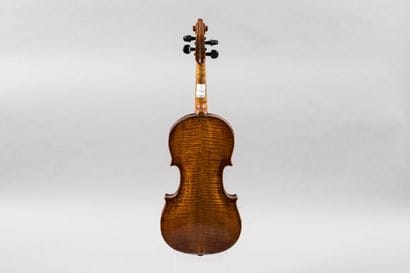 Interesting anonymous violin from the end...