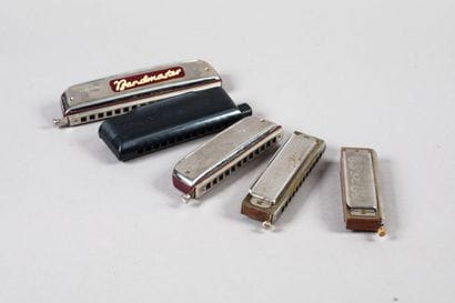 Set of 5 chromatic harmonicas including 4...