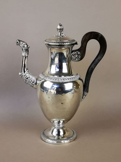 CAFETIERE en argent. PARIS, Charles-Louis...