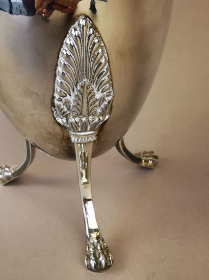 CAFETIERE en argent. PARIS, 1809-1819. Modèle...