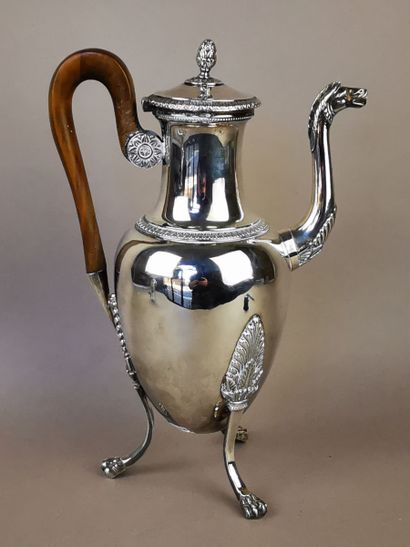 CAFETIERE en argent. PARIS, 1809-1819. Modèle...