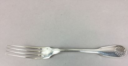 MENAGERE DE TABLE en argent (63 pièces)....