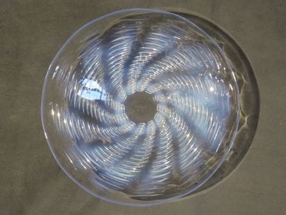 LALIQUE

Coupe ronde en verre moulé

Diam....