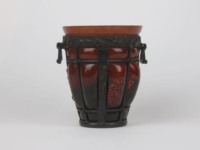 DAUM Nancy - MAJORELLE

Vase en verre marmoréen...
