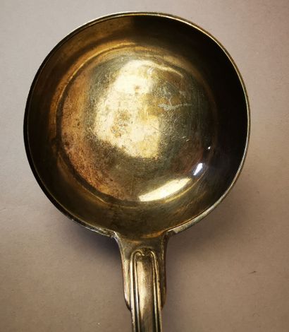 LOUCHE en argent. DPTS, orfèvre P.G., 1809-1819....