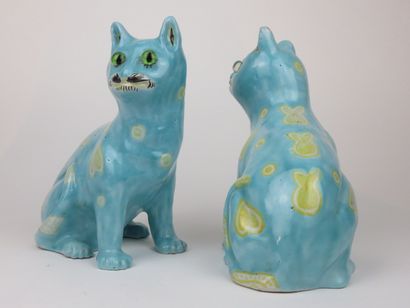 Dans le goût d'Emile GALLE

Paire de chats...