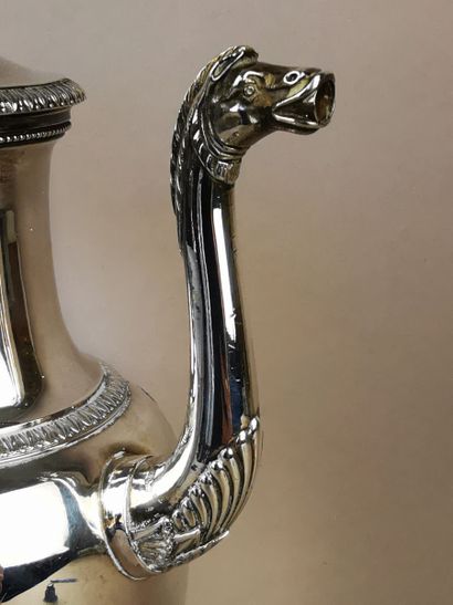 CAFETIERE en argent. PARIS, 1809-1819. Modèle...