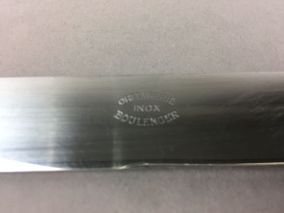 MENAGERE DE TABLE en argent (63 pièces)....