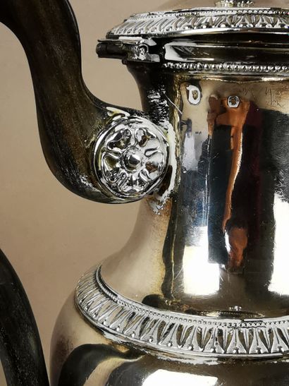 CAFETIERE en argent. PARIS, Charles-Louis...