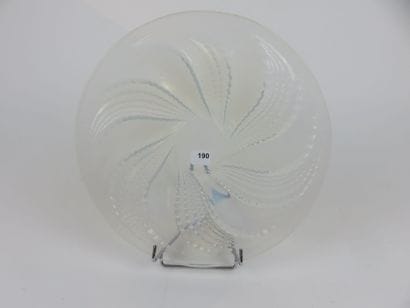 LALIQUE

Petit plat rond en verre moulé

Diam....