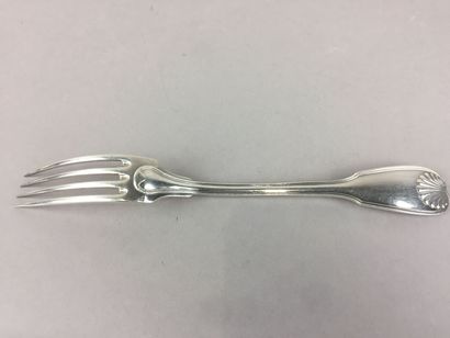 MENAGERE DE TABLE en argent (63 pièces)....
