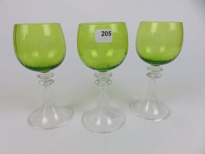 Suite de 10 verres à vin du Rhin, coupe de...