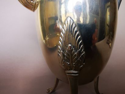 CAFETIERE en argent. PARIS, Charles BARRIER,...