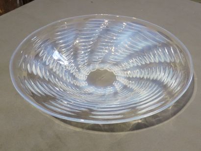 LALIQUE

Coupe ronde en verre moulé

Diam....
