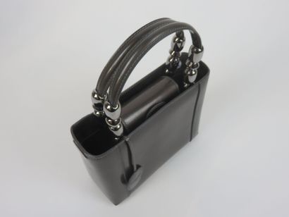 DIOR

Sac à main modèle 