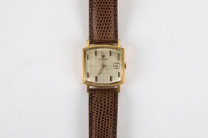 LIP, modèle Edison 

Montre-bracelet, boîtier...