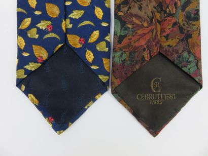 CERRUTI, YVES SAINT LAURENT, 

Une cravate...