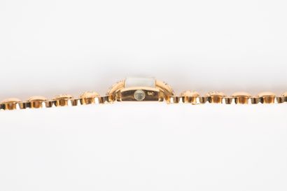 BREITLING 

Belle montre bracelet de dame,...