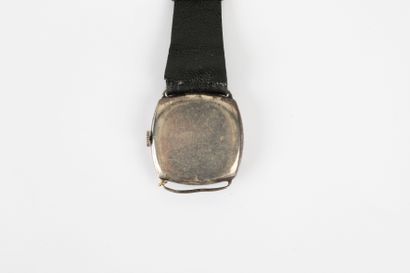 LIP N° 343975 

Montre-bracelet, boîtier...